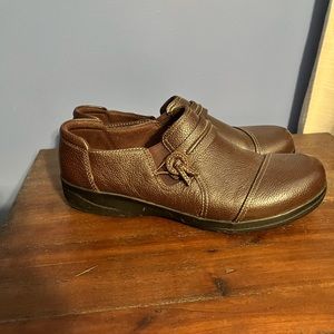 Clarks Women’s Comfort Shoes 9.5 Wide